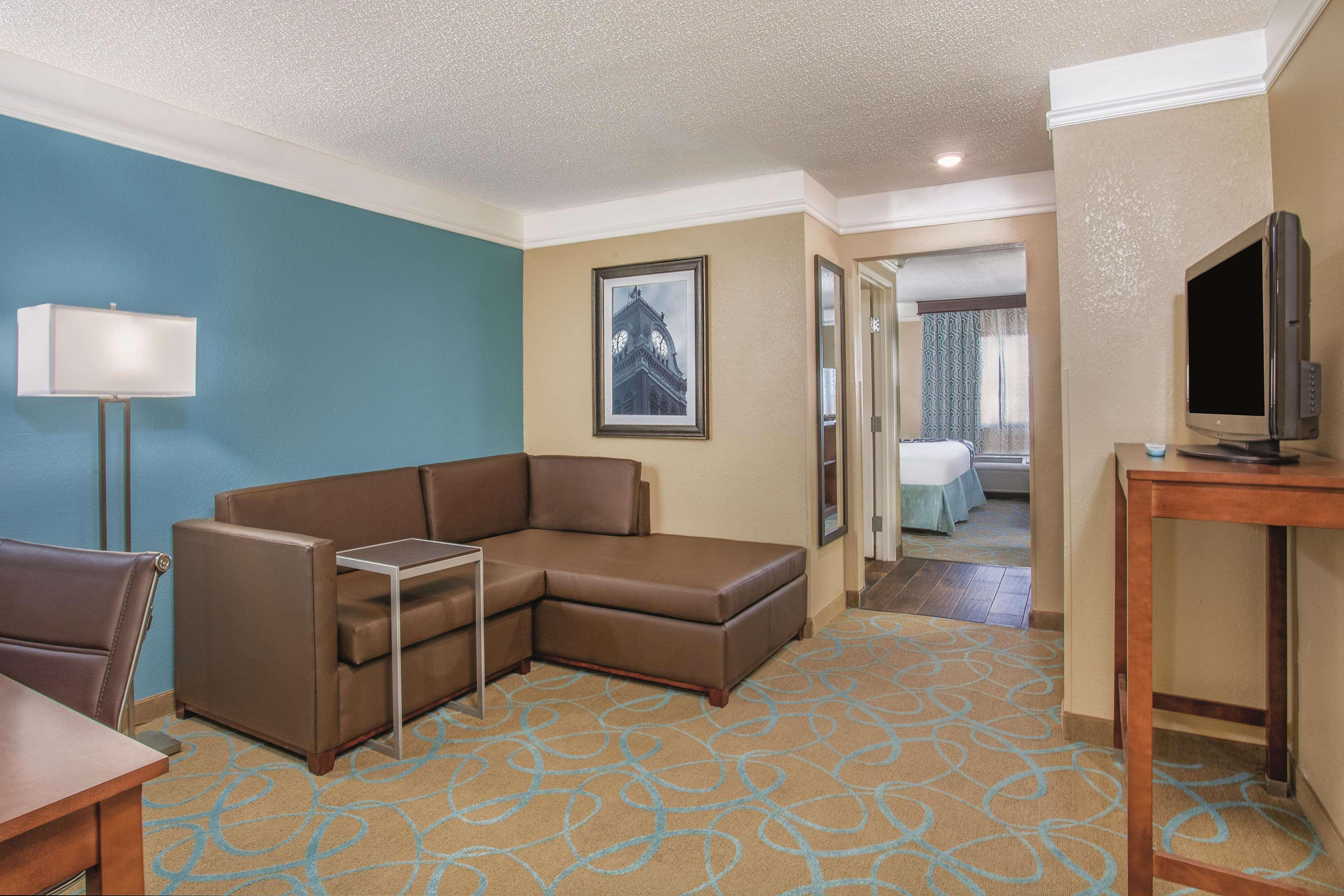 Hotel La Quinta By Wyndham Elizabethtown Esterno foto