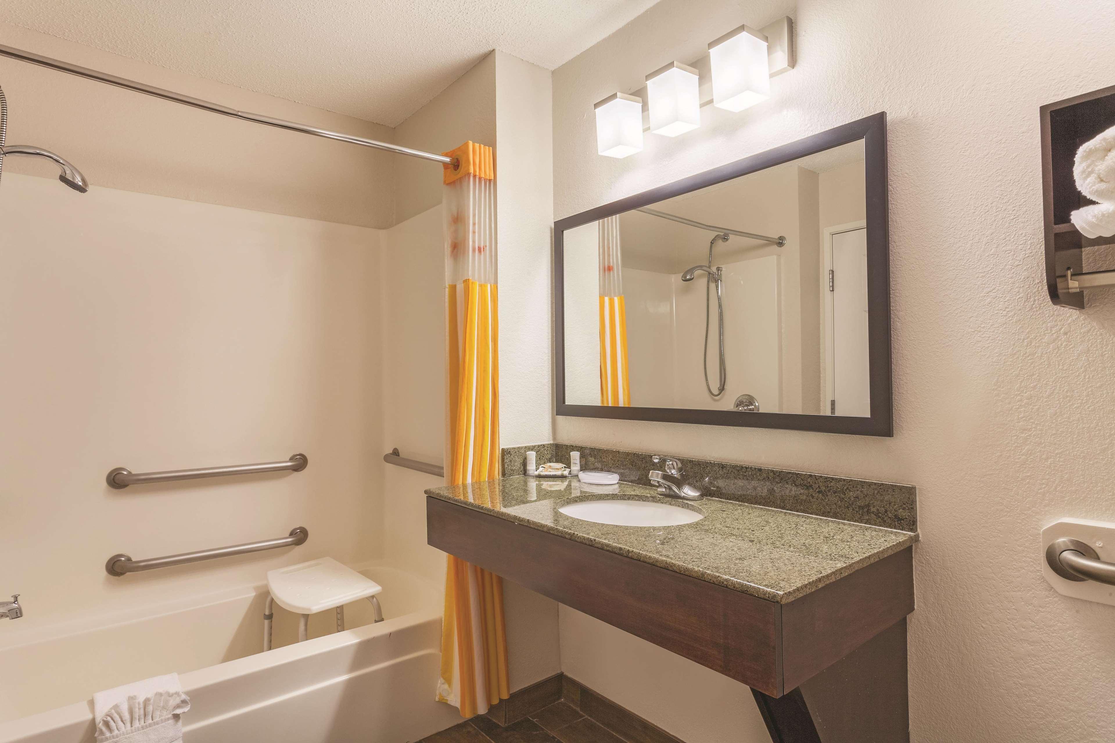 Hotel La Quinta By Wyndham Elizabethtown Esterno foto