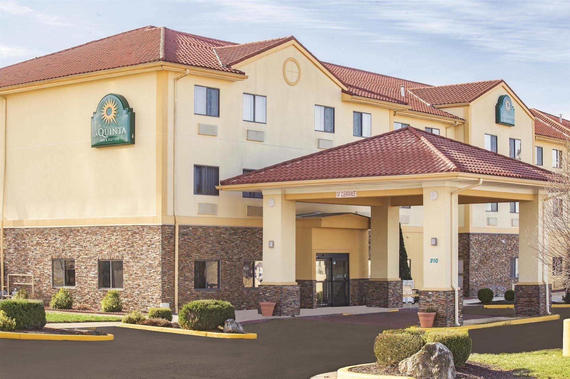 Hotel La Quinta By Wyndham Elizabethtown Esterno foto